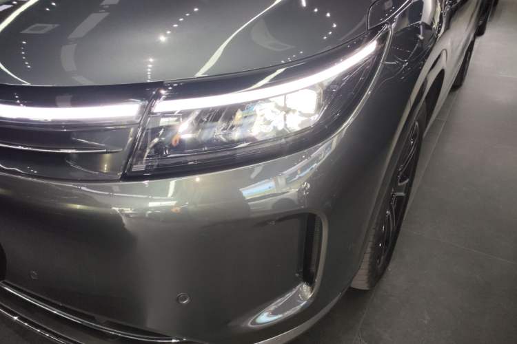 Used Hima AITO M7 2024 1.5T Intelligent Driving Rear-Drive Pro Version 5 Seats Left Front Headlight