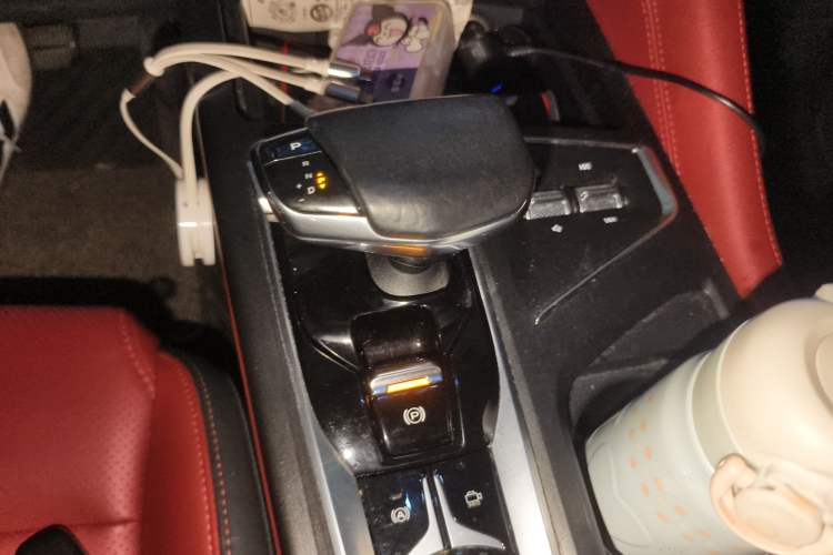 Used CHANGAN CS75 PLUS 2020 2.0T Automatic Pilot Version Gear Lever