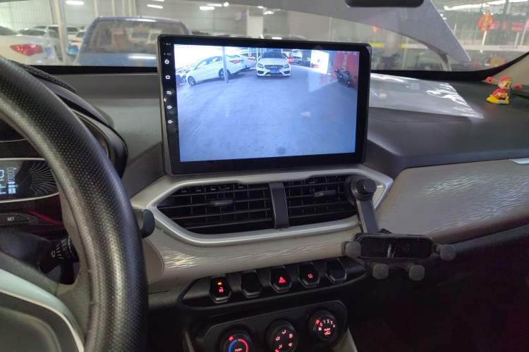 Used Baojun 510 2019 1.5L Manual Jingxiang Model 73kW China VI Emission Standard Audio And AC Panel