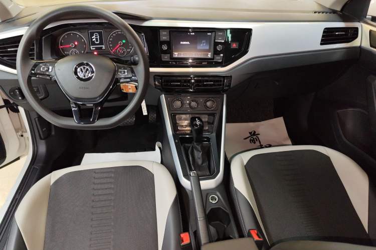 Used Volkswagen Polo 2019 Plus 1.5L Automatic Colorful Technology Edition Gear Lever