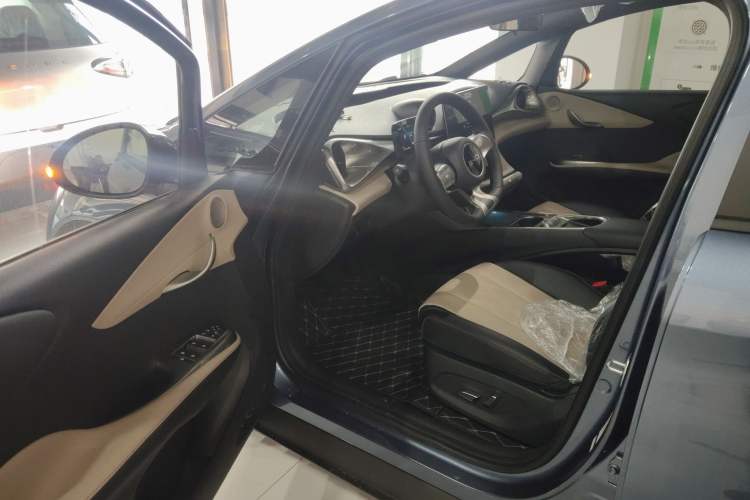 Used BYD Dolphin 2025 420km Free Edition
