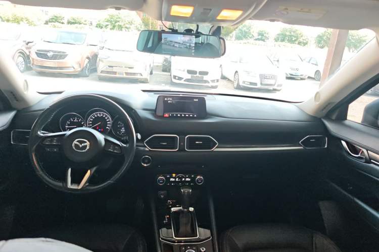 Used Mazda CX-5 2017 2.0L Automatic 2WD Smart Enjoyment Version China VI Standard
