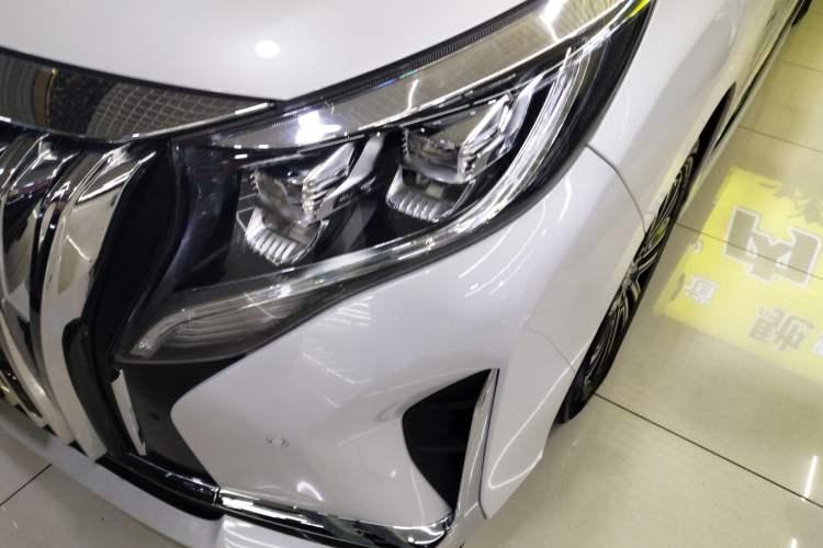 Used GAC Trumpchi M8 2023 Lingxiu Series 390T Prestige Edition
