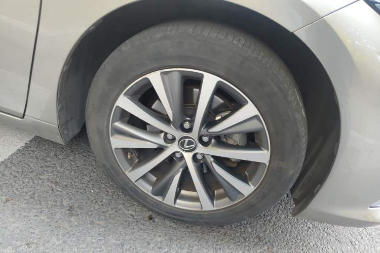 Used Lexus ES 2020 200 Excellence Edition