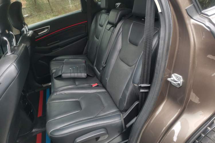 Used Ford Edge 2016 EcoBoost 245 Four-Wheel Drive Titanium 7-Seater
