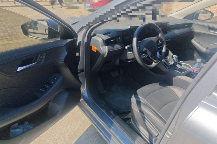 Used Roewe i5 2023 1.5L CVT Luxury Edition