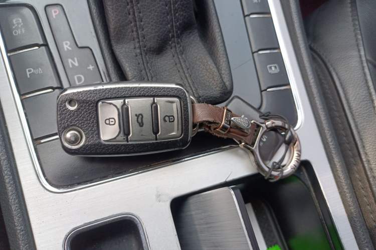 Used Volkswagen Passat 2014 1.8TSI DSG Prestige Edition