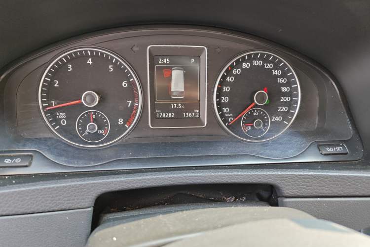 Used Volkswagen Multivan 2014 2.0 TSI Four-Wheel-Drive Executive Edition