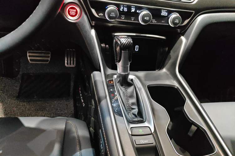 Used Honda Accord 2022 260TURBO Phantom Night · Prestige Edition Gear Lever