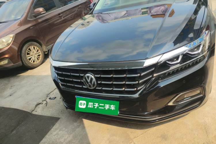 Used Volkswagen Passat 2019 330TSI Luxury Edition China VI Standard Front