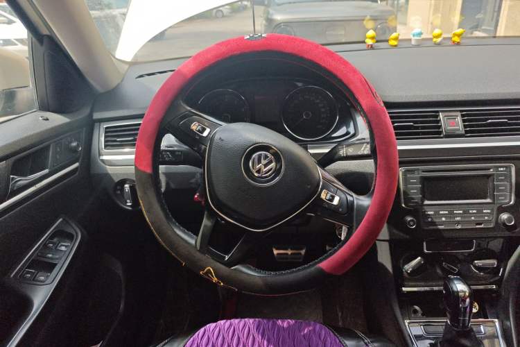 Used Volkswagen C-TREK 2017 230TSI DSG Comfort Version Steering Wheel