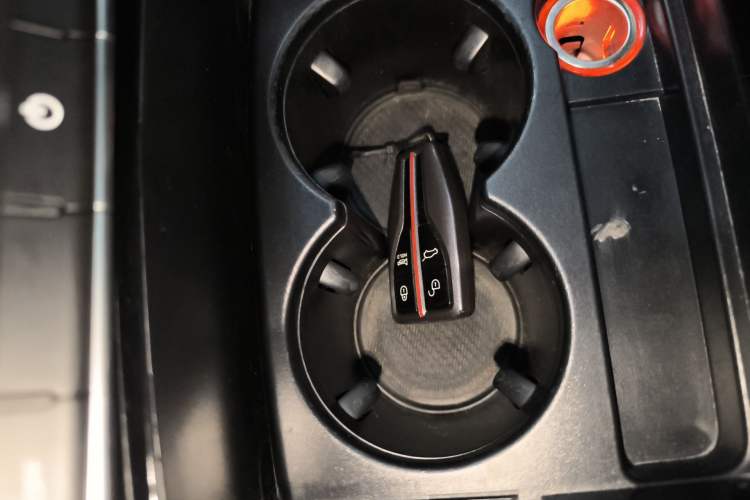 Used Hongqi HS5 2019 2.0T Smart Connect Flagship All-Wheel-Drive Version
