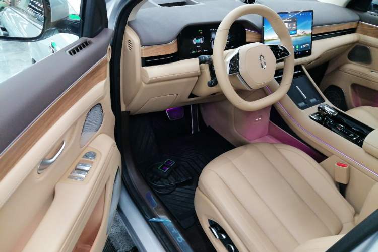 Used Hima AITO M7 2024 1.5T Intelligent Drive 4WD Ultra Version 5 Seats
