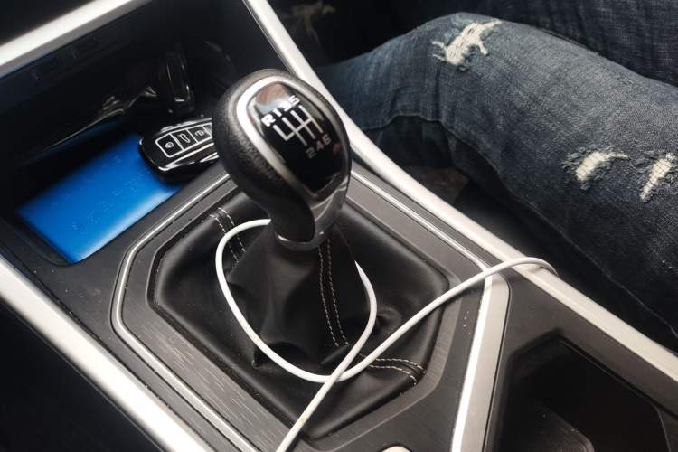 Used Geely Auto Vision X6 2020 1.4T Manual Luxury Model