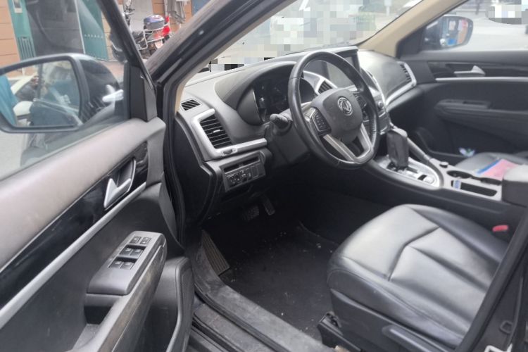 Used Dongfeng Aeolus AX7 2015 2.0L Automatic Zhiyi Trim
