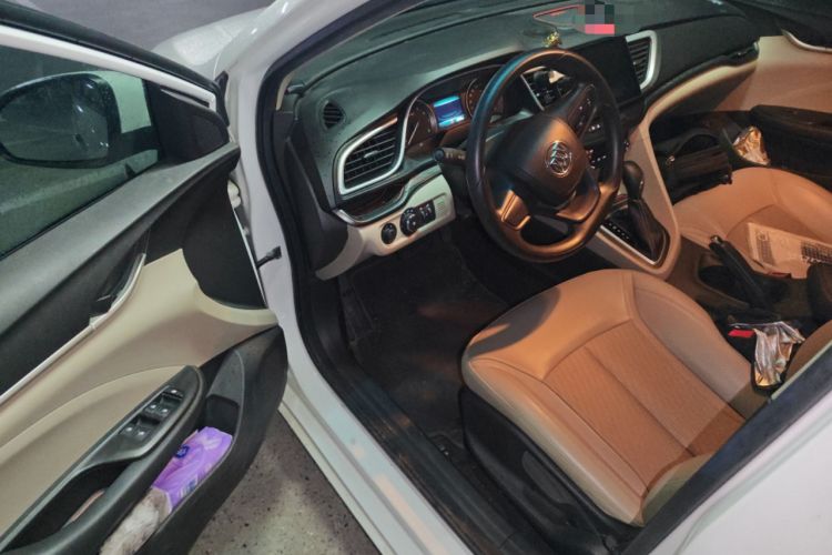 Used Buick GT 2017 15N Automatic Elite Version
