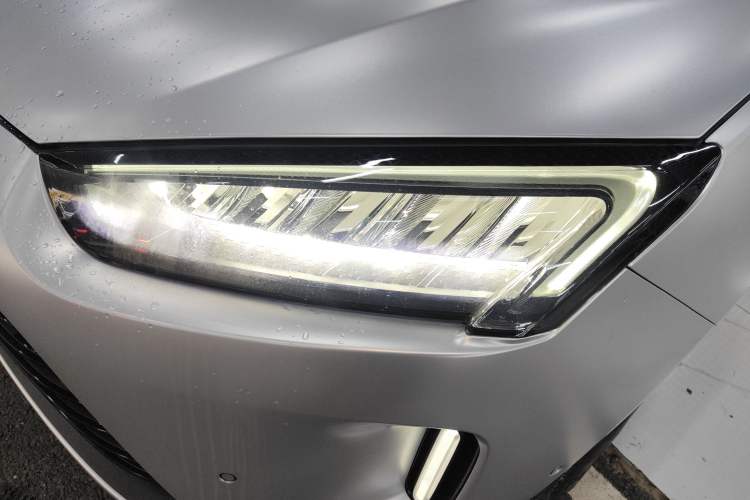 Used Hima AITO M5 2022 Extended-Range Four-Wheel Drive Performance Version
