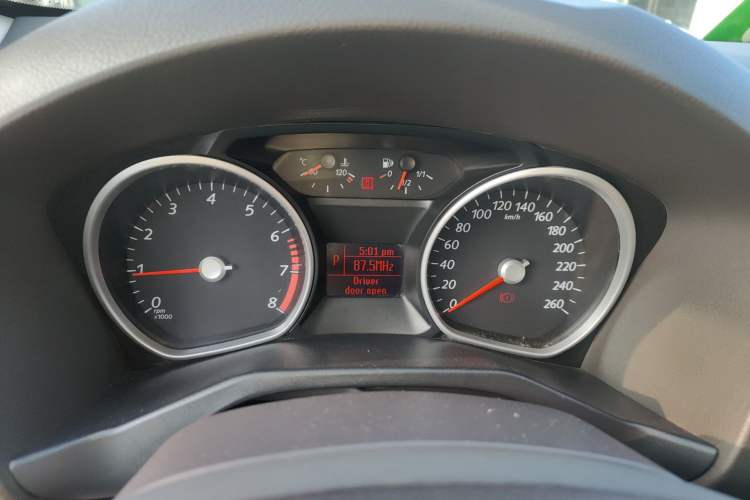 Used Ford Mondeo 2011 2.3L Fashion Edition Instrument Cluster