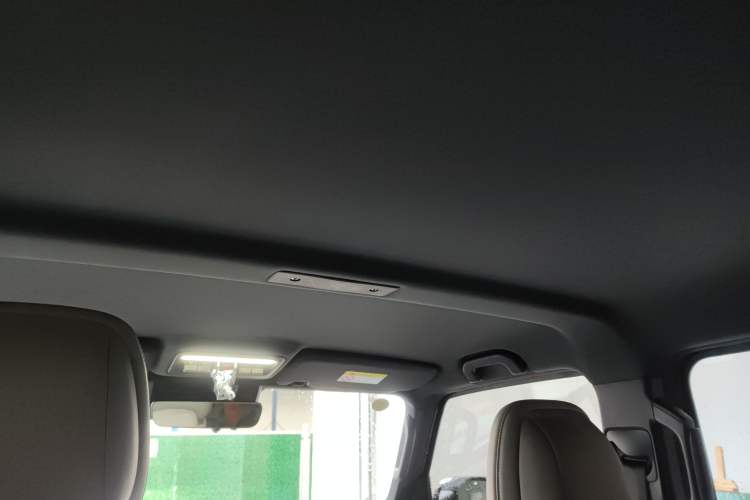 Used iCAR V23 2025 501 Four-Wheel Drive Intelligent Driving Version Headliner