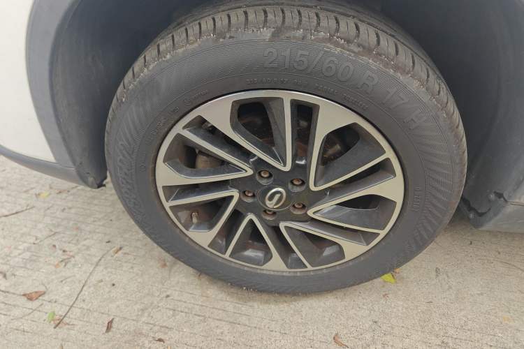 Used GAC Trumpchi GS4 2017 235T Automatic Two-Wheel Drive Elite Edition Exterior 4