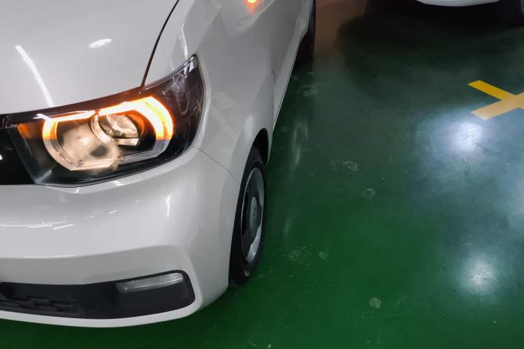 Used Wuling Hongguang MINIEV 2022 Macaron Premium Model – Lithium Iron Phosphate
