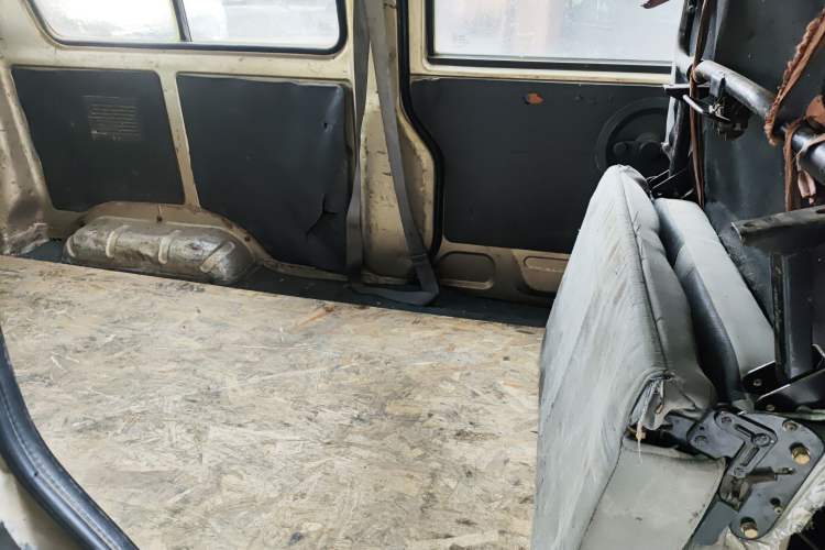 Used Dongfeng Xiaokang K07S 2015 1.2L Practical Version DK12-05 Left Rear Seat