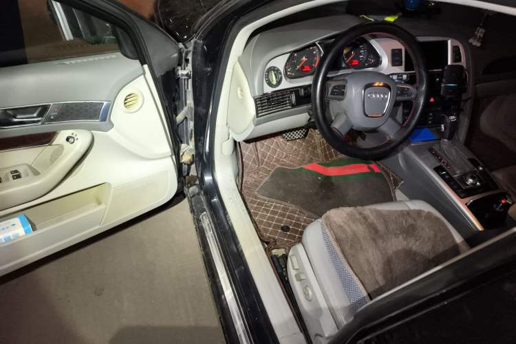 Used Audi A6L 2011 2.0 TFSI Automatic Standard Edition Driver Seat