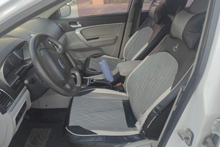 Used Geely Auto Emgrand 2016 Sedan 1.5L Manual Fashion Edition