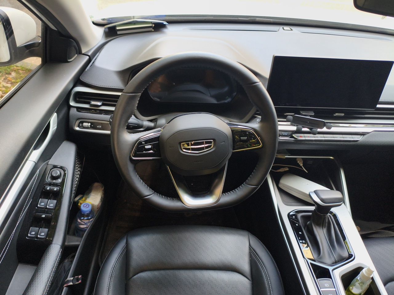 Geely Auto Emgrand 2023 4th Generation Champion Edition 1.5L CVT Prestige Model — снимка 10