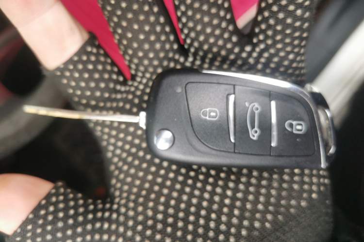 Used Venucia T70 2016 1.6L Manual Ruixing Edition