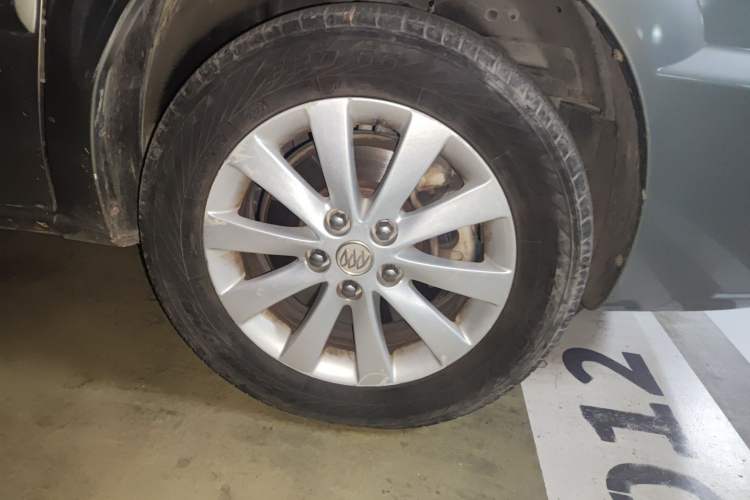 Used Buick GL8 2014 2.4L Classic Edition
