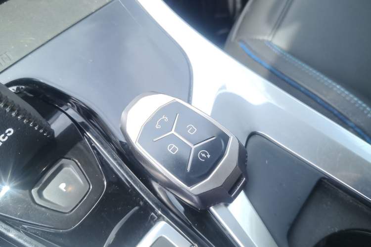 Used Lynk & Co 01 2017 2.0T Two-Wheel Drive Zhaopu Version