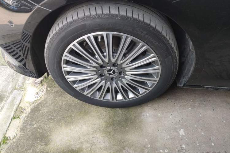 Used Mercedes-Benz E-Class 2021 Restyled E 300 L Luxury Edition
