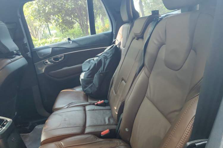 Used Volvo XC90 New Energy 2022 Facelift E-Drive Hybrid T8 Luxury Prestige 7-Seater Left Rear Seat