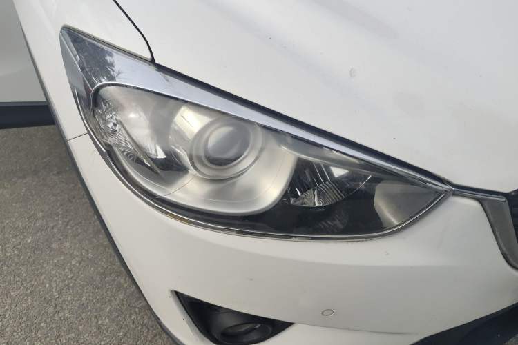 Used Mazda CX-5 2014 2.0L Automatic Two-Wheel Drive Urban Version Right Front Headlight