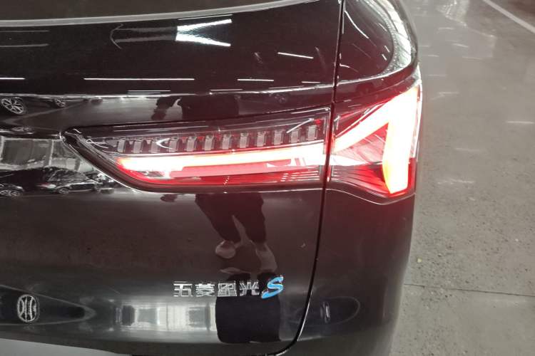Used Wuling Xingguang S 2025 Model, 130km Flagship Edition Exterior 3
