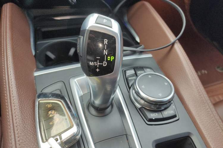 Used BMW X6 2015 xDrive28i