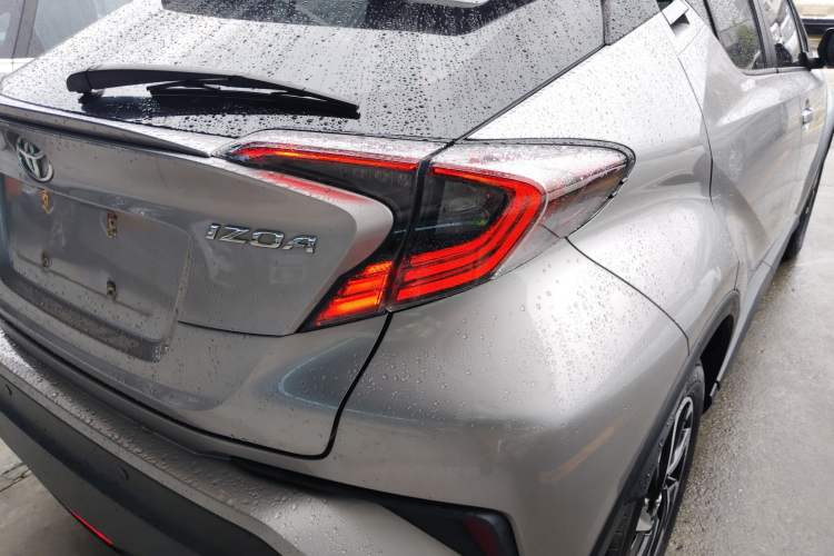 Used Toyota IZOA 2020 2.0L Yichi Version