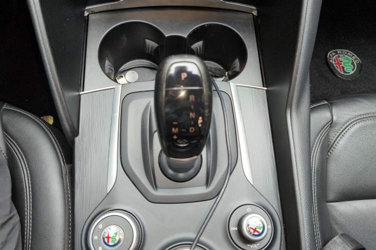 Used Alfa Romeo Giulia 2017 2.0T 280HP Luxury Edition