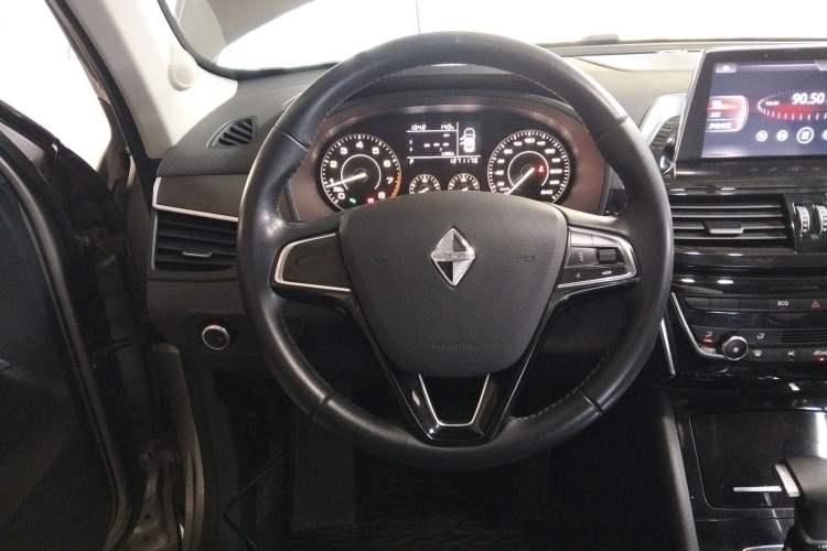 Used BORGWARD BX5 2017 20TGDI Automatic Two-Wheel Drive Pioneer Edition
