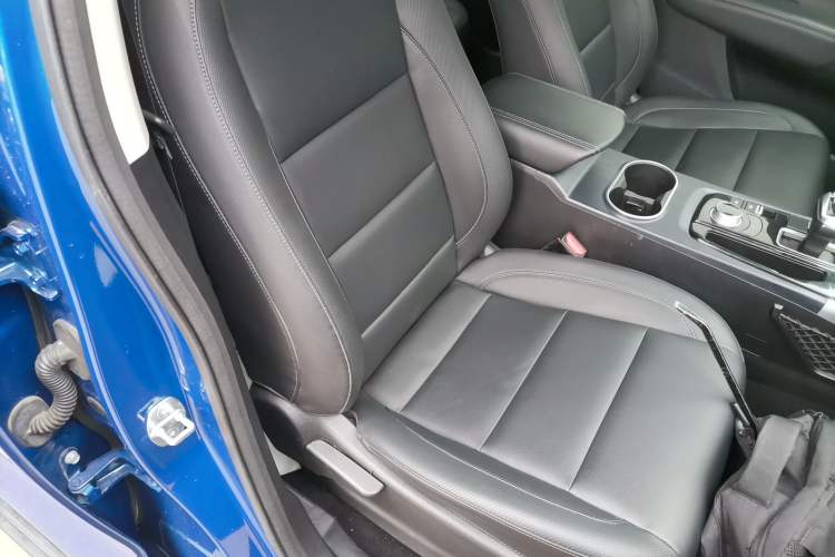 Used Great Wall Poer 2021 2.0T Commercial Version Automatic Diesel Two-Wheel Drive Elite Trim with Long Bed – GW4D20M
