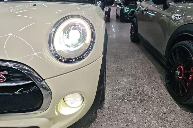 Used MINI MINI 2014 2.0T COOPER S Fun