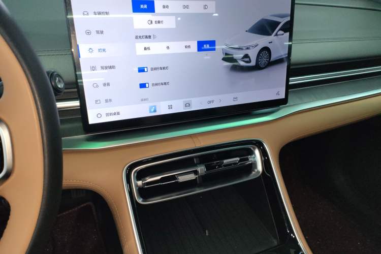 Used Geely Galaxy Galaxy A7 2025 Model EM-i 150km Prestige Edition
