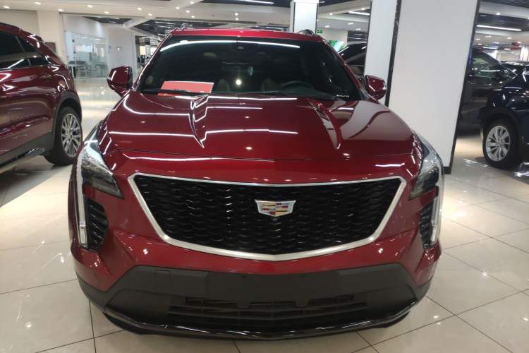 Used Cadillac XT4 2022 28T Four-Wheel Drive Platinum Edition