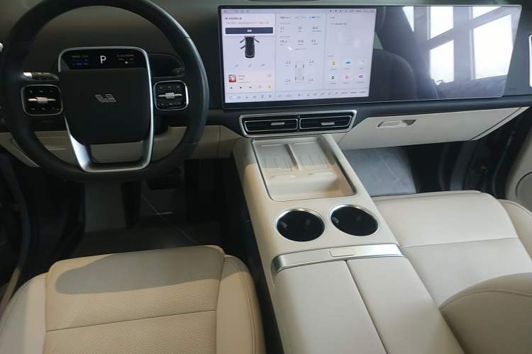 Used Li Auto L8 2024 Max