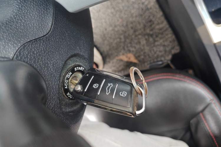 Used JAC Group Refine S3 2016 1.5L CVT Luxury Smart Version