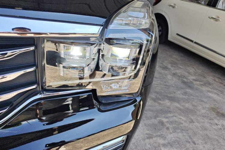 Used GAC Trumpchi GS8 2017 320T Two-Wheel Drive Luxury Smart Connectivity Version (7 Seats)