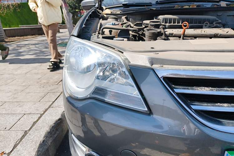 Used Volkswagen Bora 2011 1.6L Manual Fashion Edition
