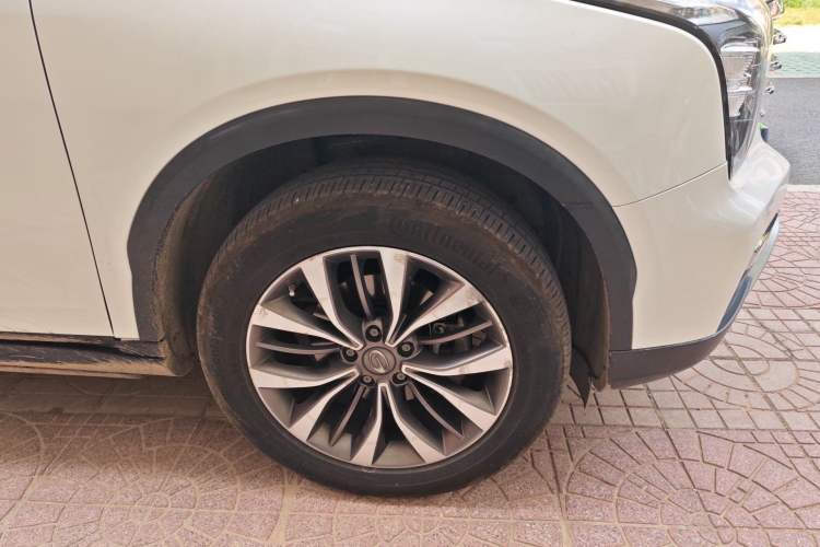 Used GAC Trumpchi GS8 2017 320T Two-Wheel Drive Luxury Smart Connectivity Version (7 Seats) Right Front Wheel Hub