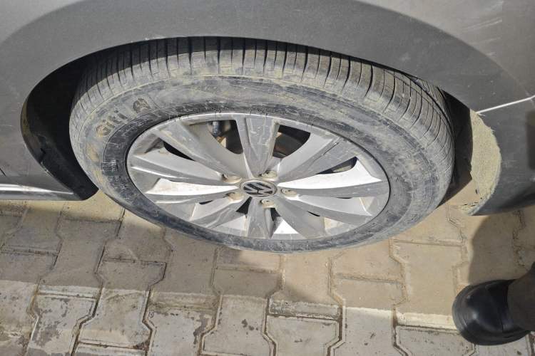 Used Volkswagen Sagitar 2014 Revised Version 1.6L Manual Comfort Edition